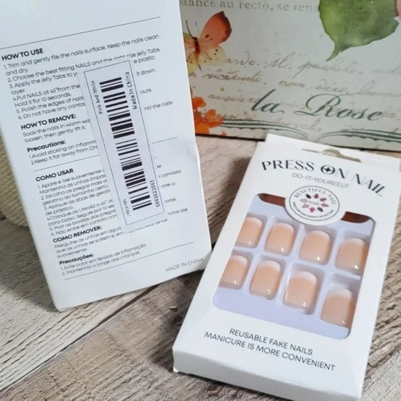 Pink & White Reusable Stick-On Nails - Picture 2 of 2